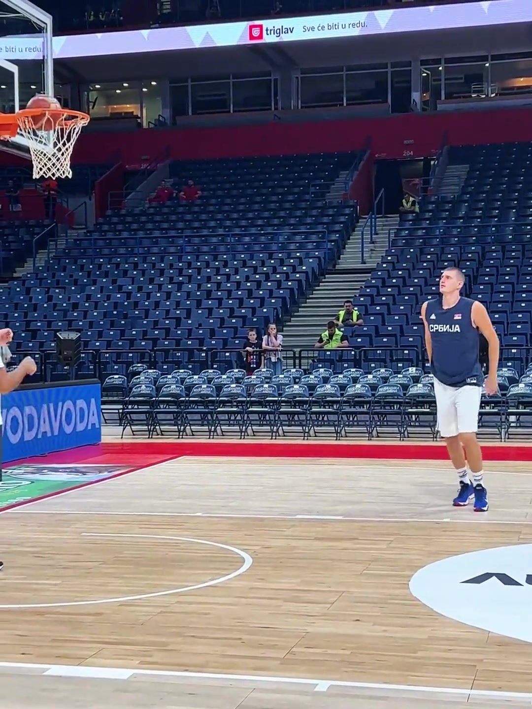 看他软绵绵的，慢吞吞的，可你就是防不住他！