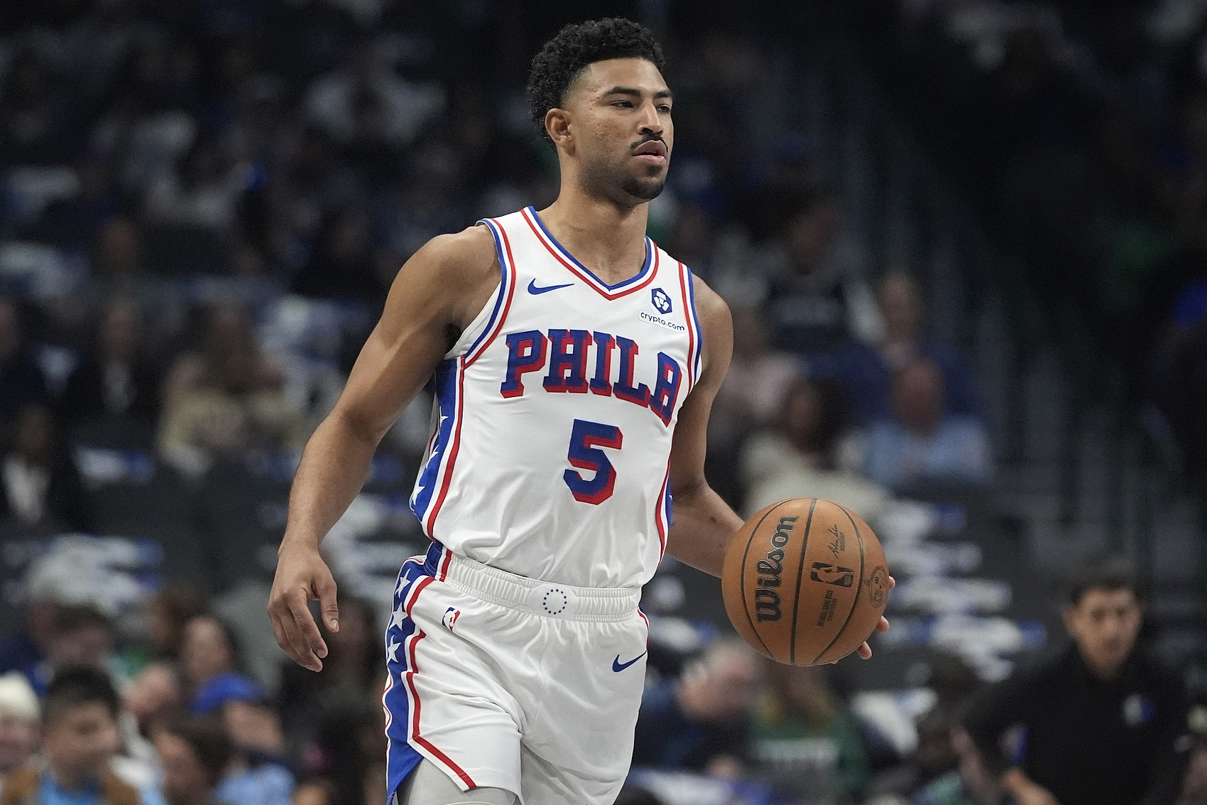 距离一土仅1kw👀名记：76人希望格莱姆斯留队 但不一定给大合同