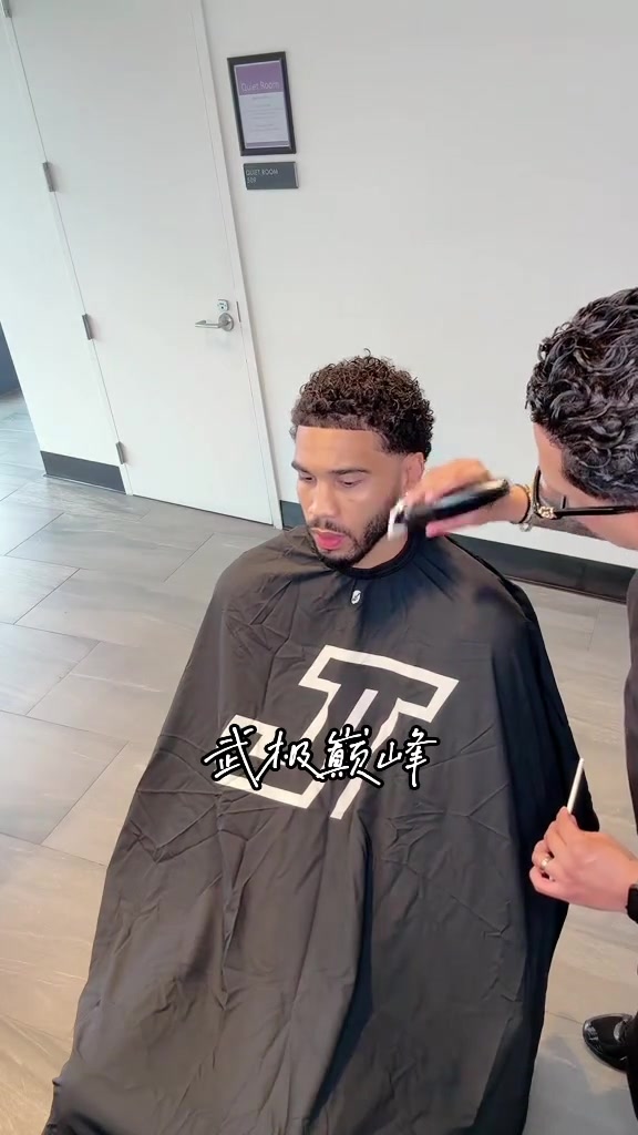 👀从头开始！27岁的塔图姆成熟了不少！