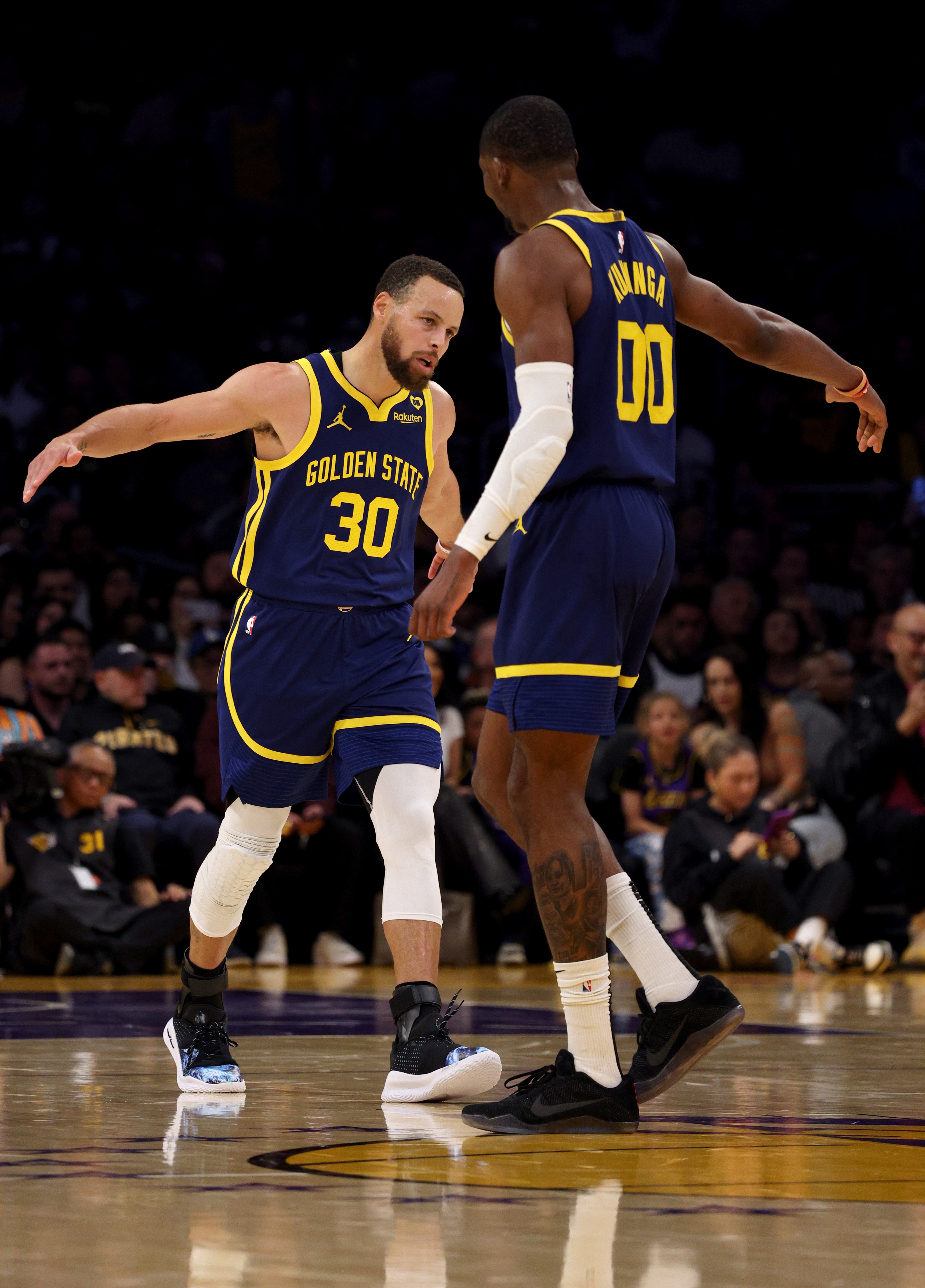 库里：合同问题越直接越好但往往事与愿违 享受和库明加并肩作战