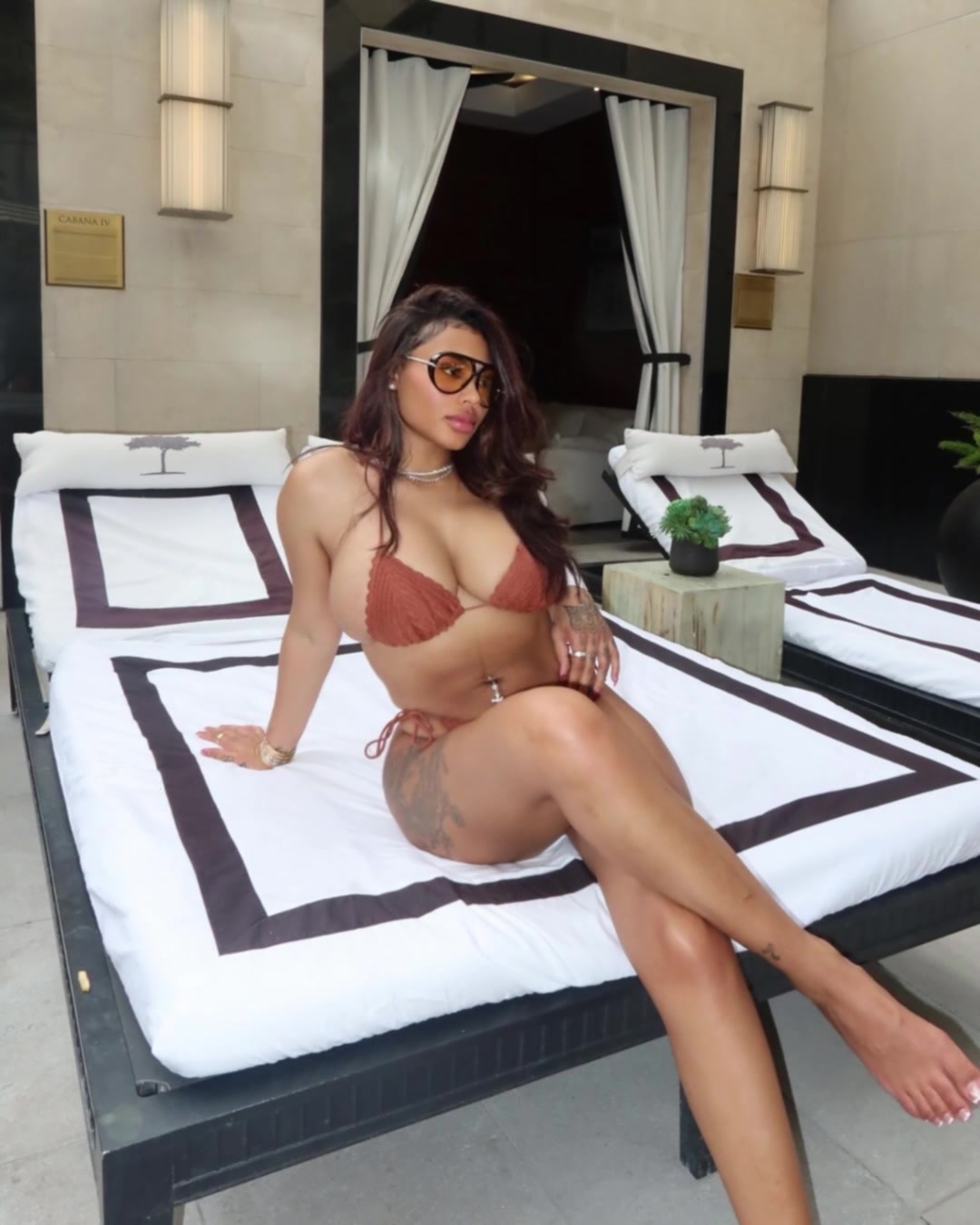 只欣赏不评价！PJ女友被曝出曾是成人女星 PJ似乎已经原谅