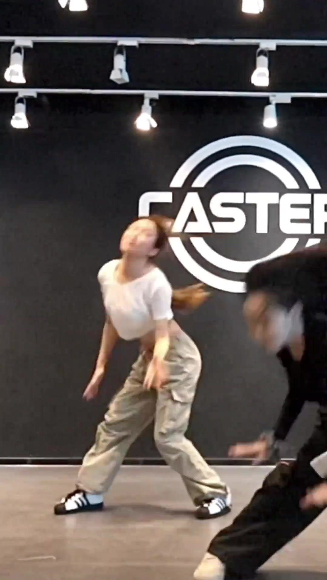 周玲安周末大秀舞技😍😍