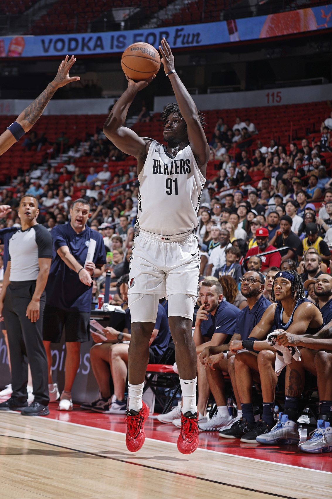 砍分好手！西迪-西索科14中7得全队最高20分 另有4板3助3断1帽