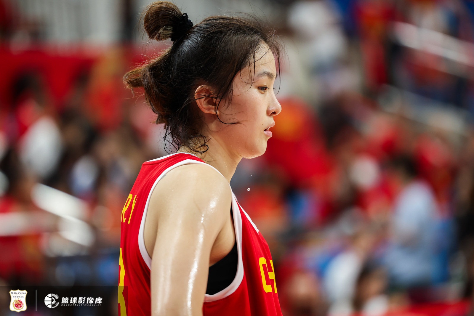 渐入佳境😤女篮姑娘第三节轰出37-19攻击波 三节战罢领先47分