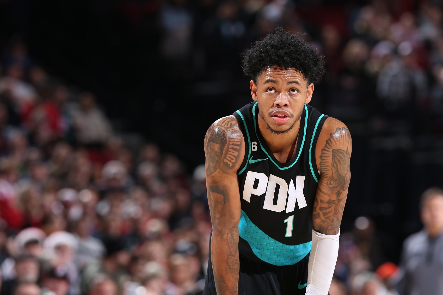 史蒂文斯：安芬尼-西蒙斯是联盟最棒的射手之一 擅长投高难度的球