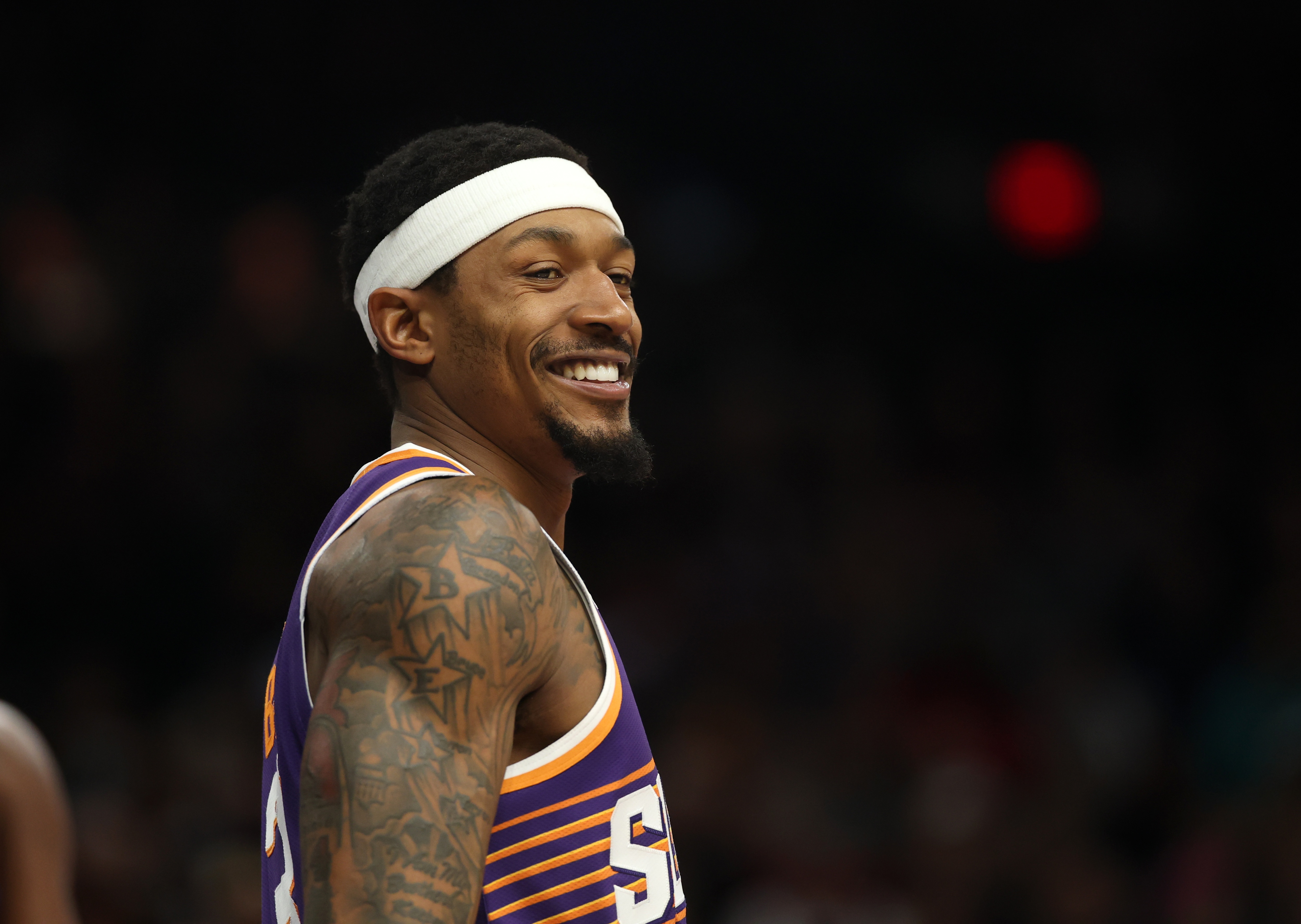 🔔叮咚！比尔的25%预付年薪到账 买断即将开始？