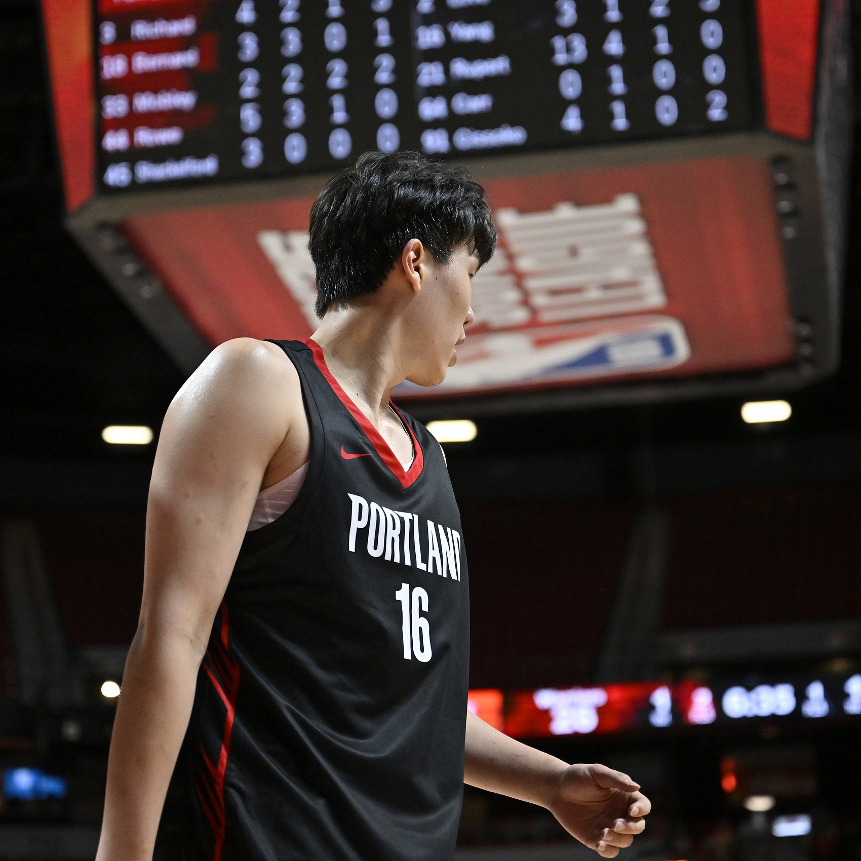 队记：杨瀚森很好胜&对自己有高标准😤他不会满足于数据和高光