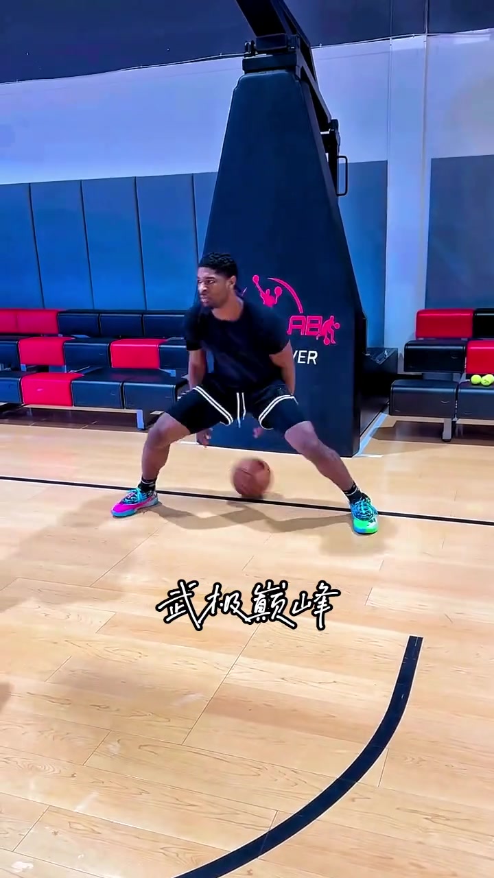 👀亨德森：姚已在阵中，我就是那个麦啊。🤪