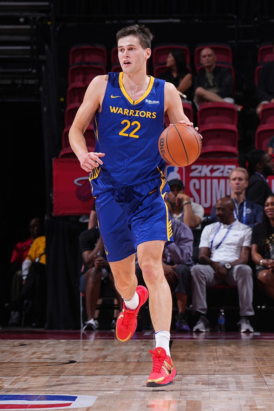 好多个1😅勇士52号秀出战9分34秒 罚球2中1得到1分1篮板1盖帽