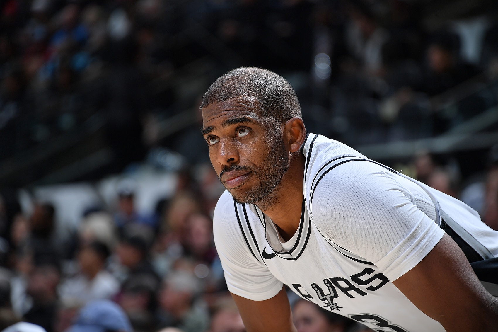 Shams：多支球队有意保罗&如雄鹿黄蜂 但保罗想陪在家人身边