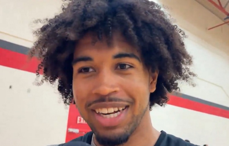 官方：魔术裁掉双向合同后卫伊桑-汤普森 夏联场均10分1.8板1.2助