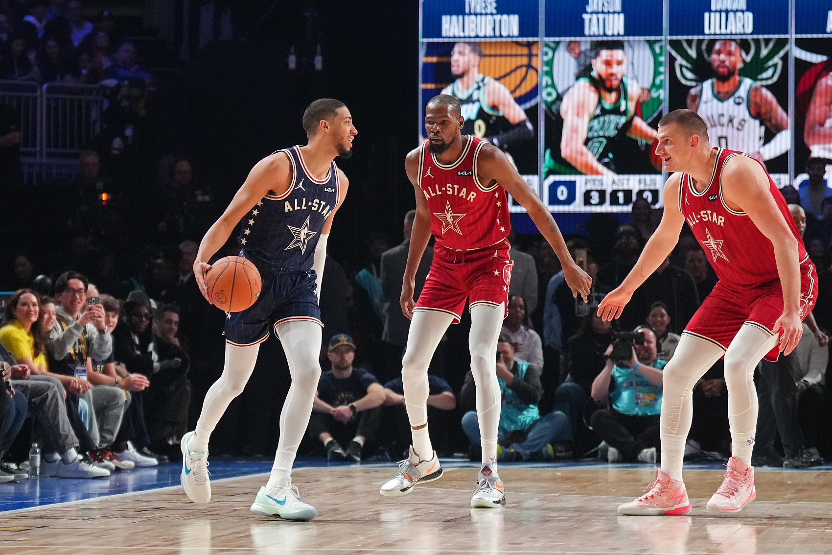 杜小帅这人不错😀哈利伯顿：KD前几天来看我了 我们聊了好一会