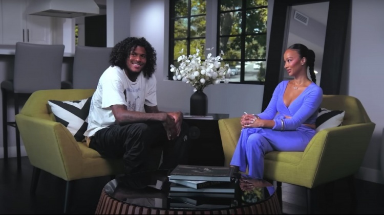 😳阿姨：杰伦-格林有段时间每周7天都有专属内裤 但经常忘带