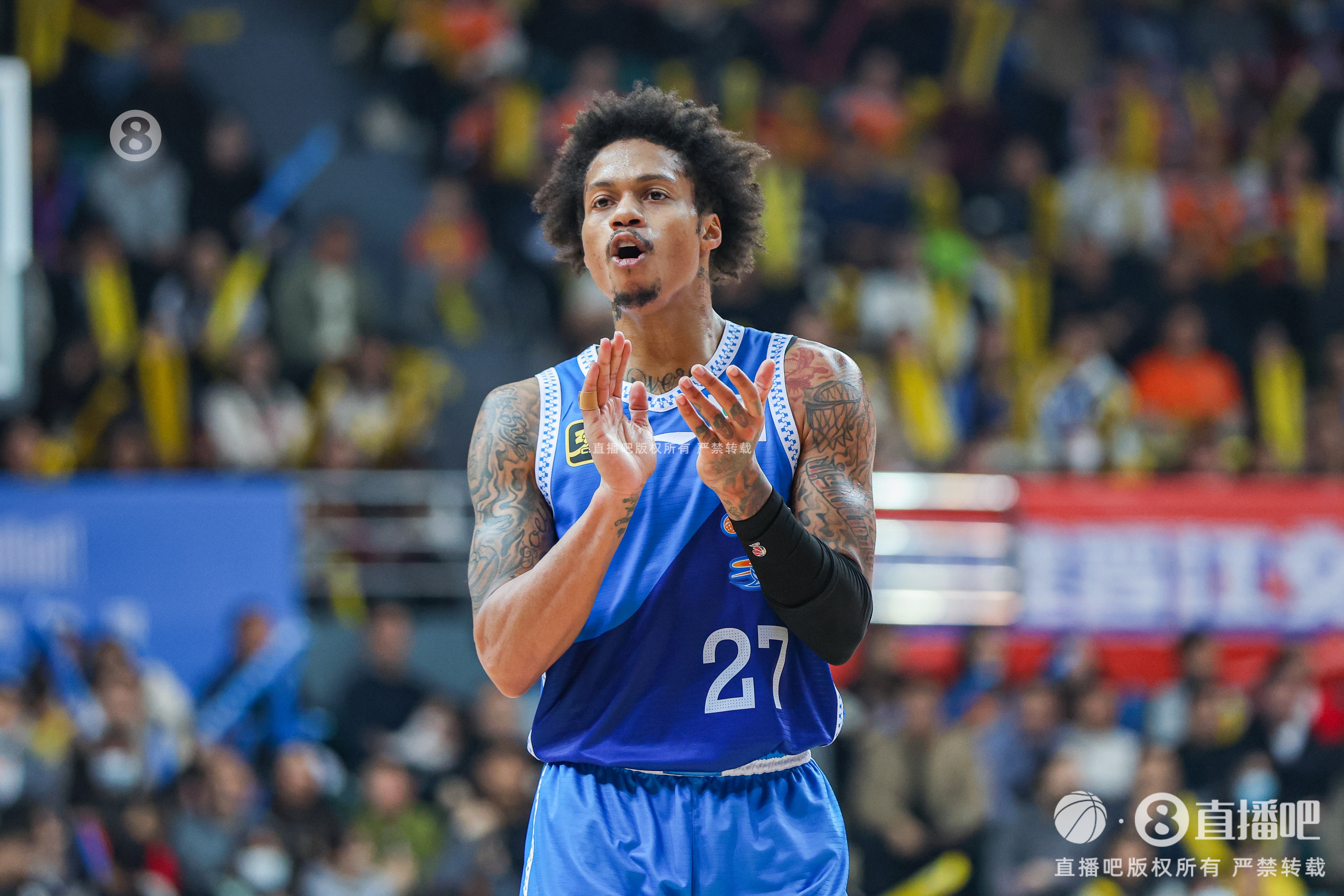 早早凑齐四外援😍媒体人：青岛第四外援不出意外会是约瑟夫-杨