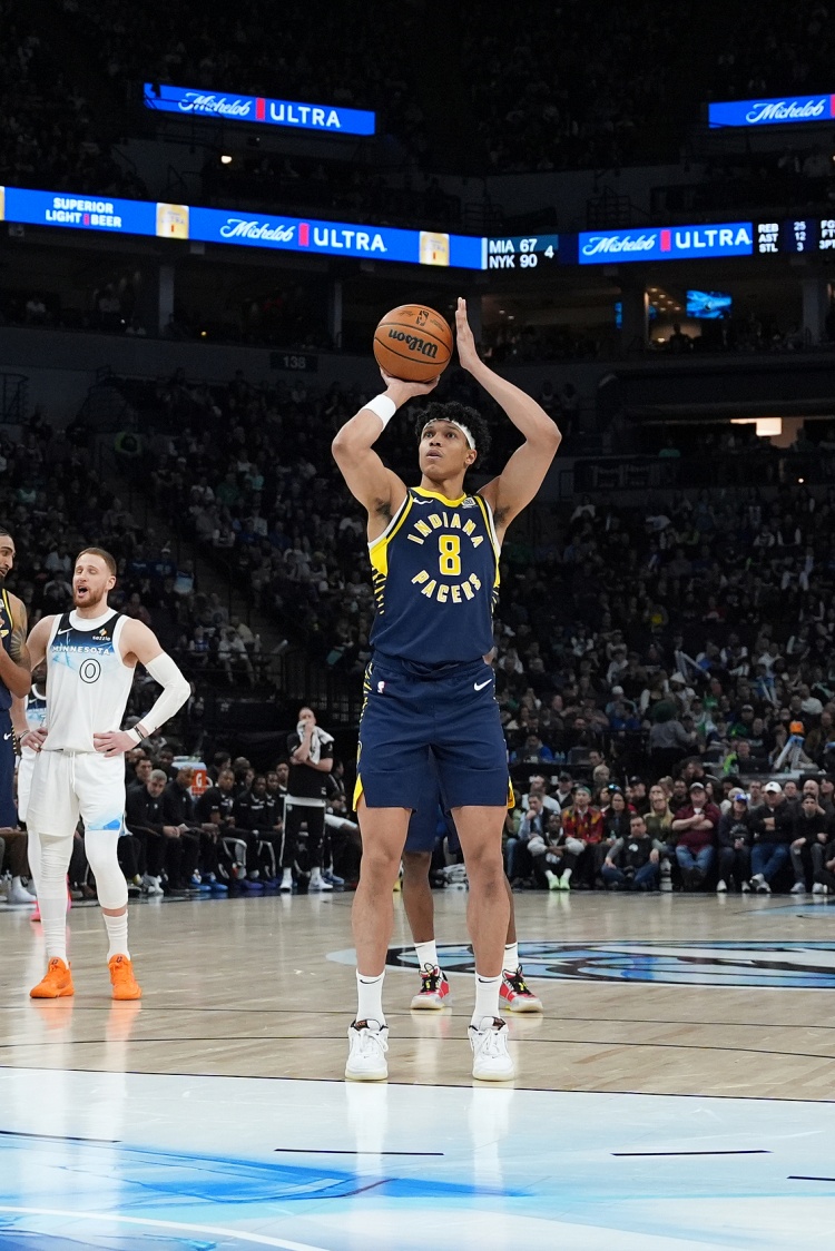 美记：步行者撤回对弗里曼的双向资质报价 后者成完全自由球员