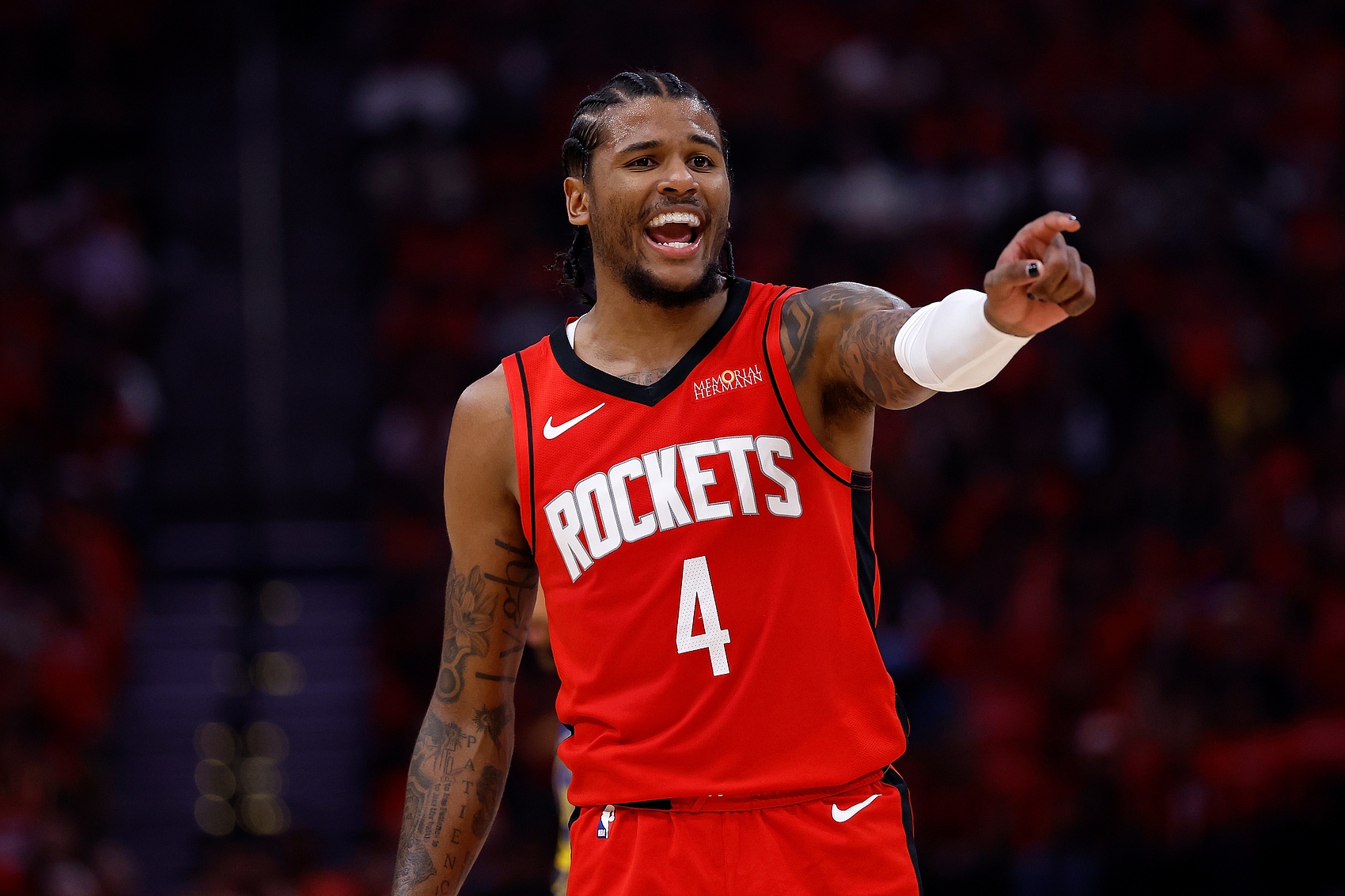 新的尝试👀队记：太阳新赛季计划让杰伦-格林出任首发控球后卫