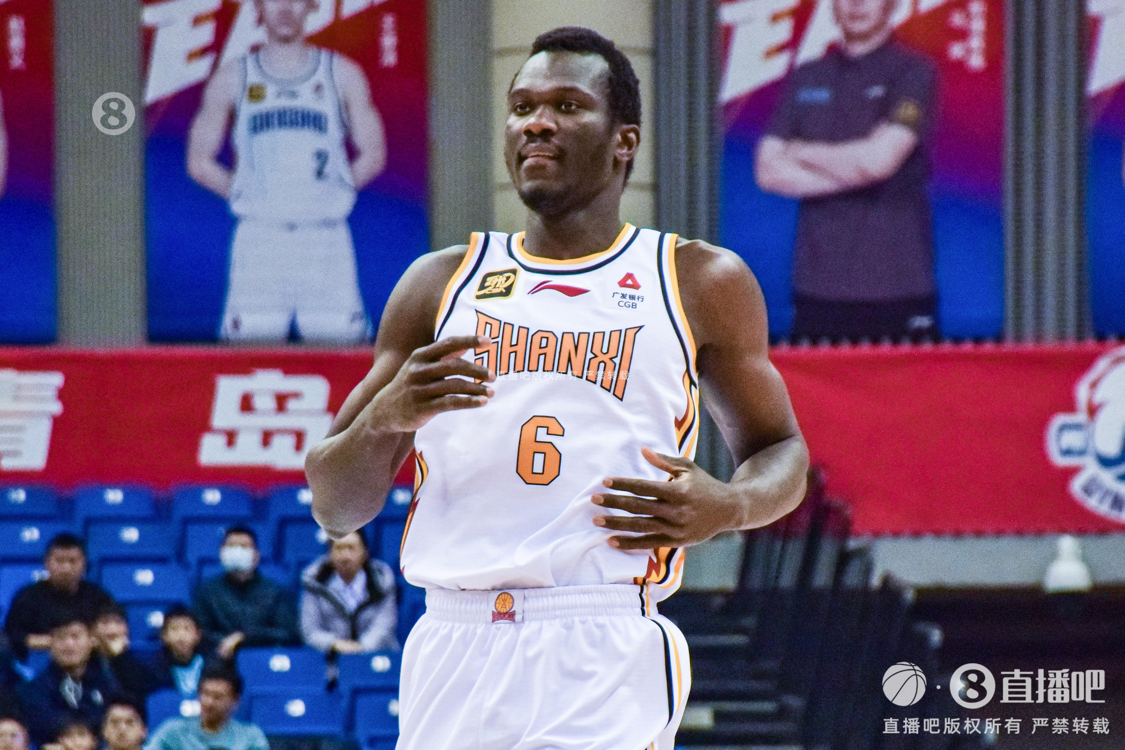 谁？媒体人：有两家CBA俱乐部有意报价山西男篮大外法耶