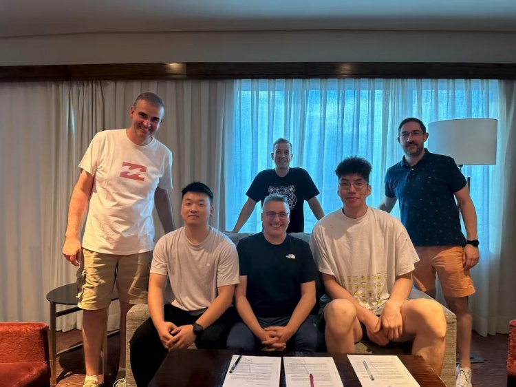 西班牙联赛每队每场只能注册双外援 余嘉豪：困难肯定有 也是鞭策