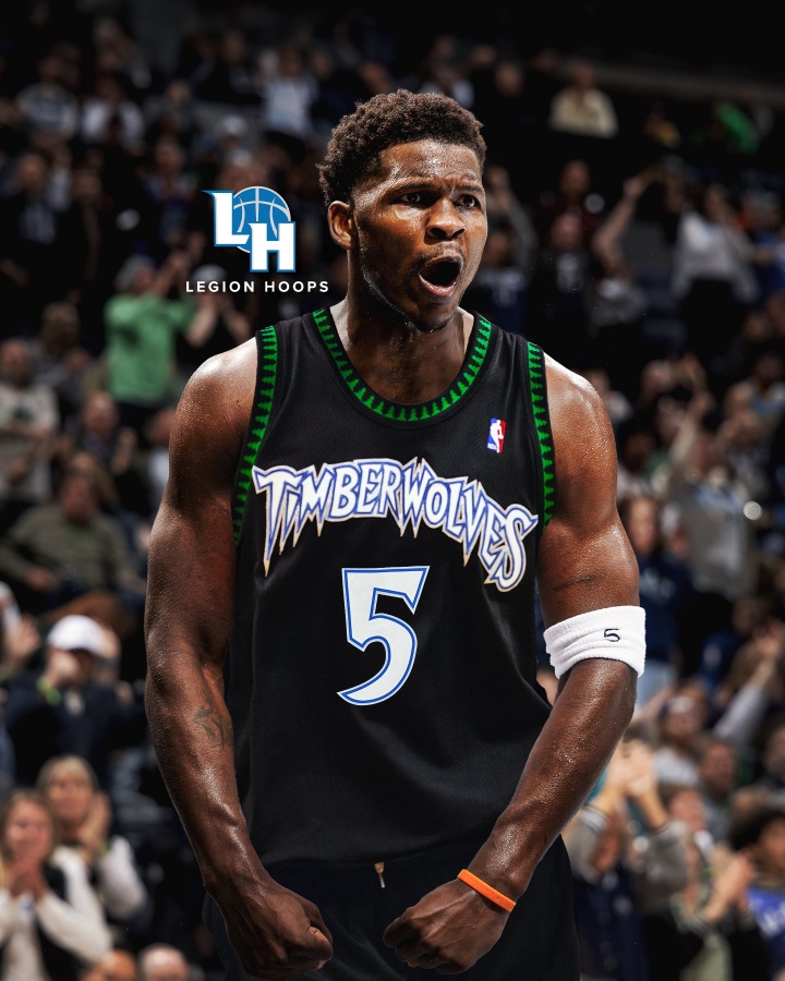 😍还是这身球衣好看！美媒晒爱德华兹复古球衣P图：帅呆了！