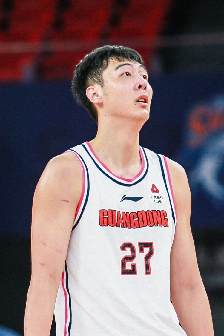 直播吧：广东队确认已与张明池解约