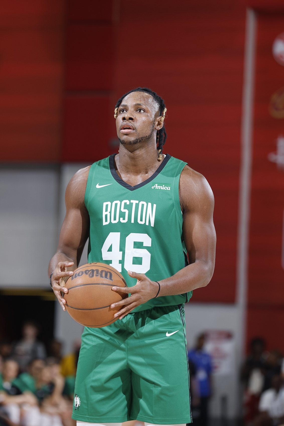 夏联场均15+11！美记：贝西不想去海外打球 若有机会想与绿军签约