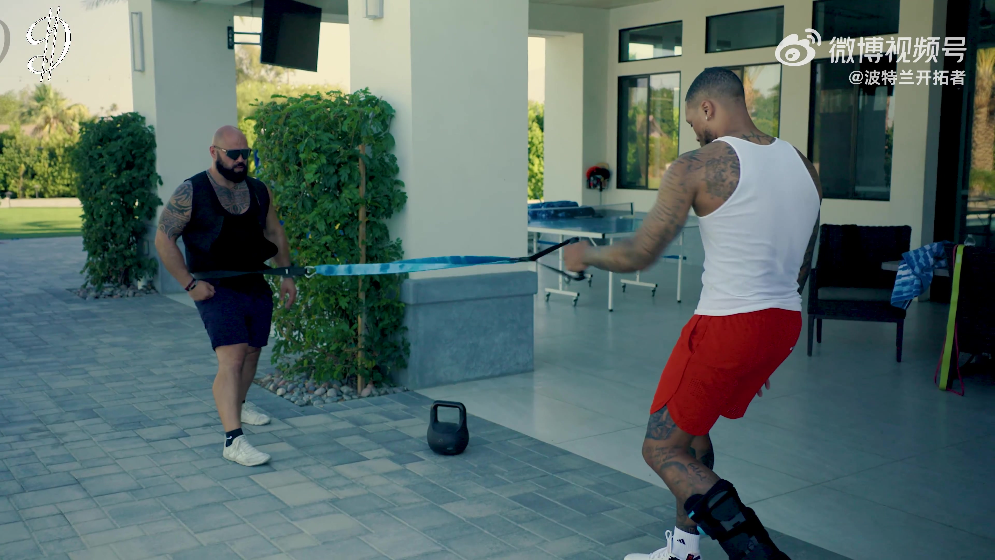 养伤不耽搁训练😮利拉德休赛期恢复性训练强度不减