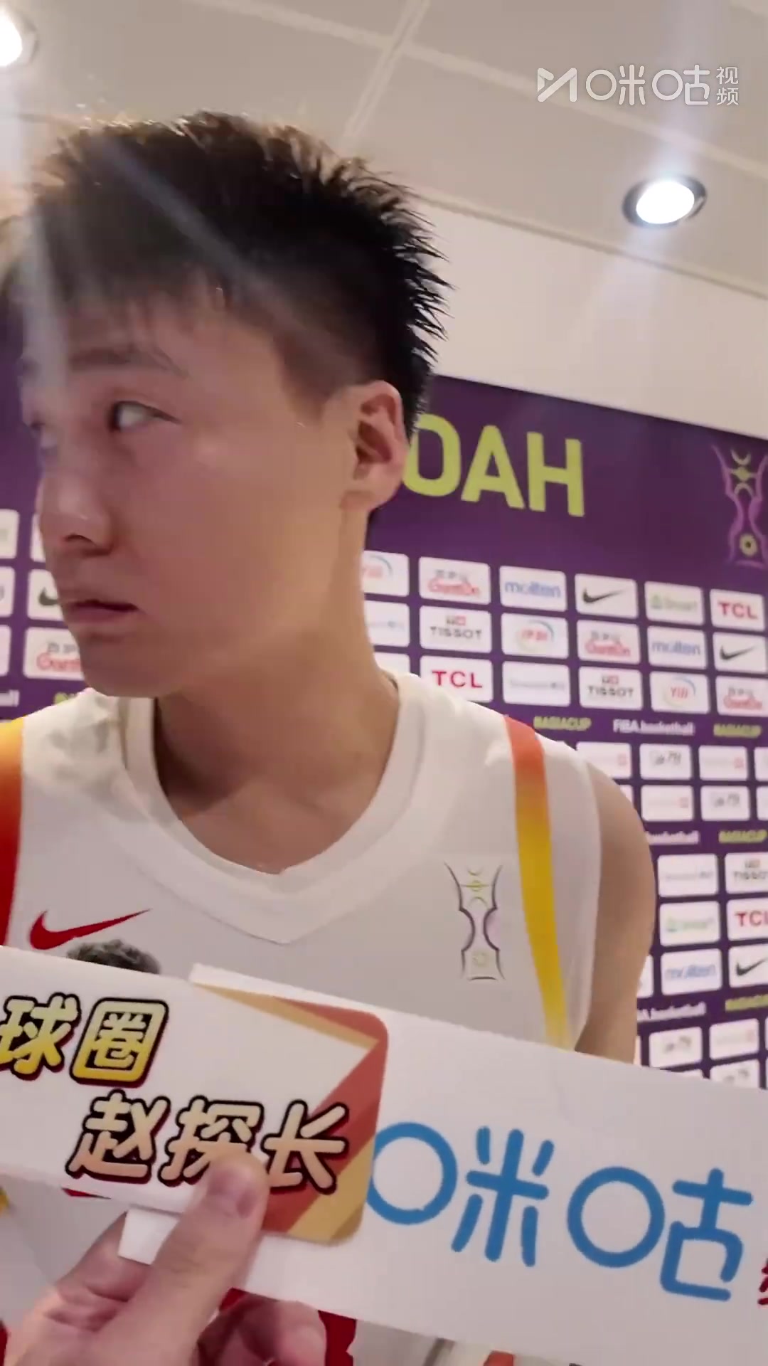 赵睿：以前是年轻球员 现在是老将还是队长 关键时刻要敢于担责任