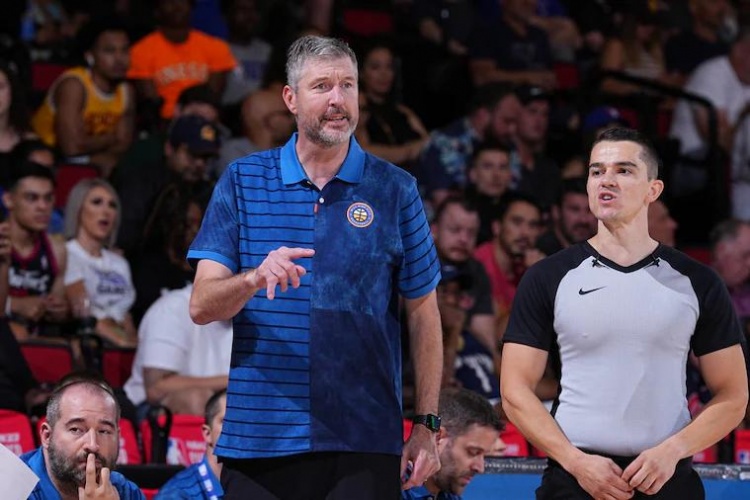 记者：掘金G联赛附属球队进行多项人事调整 瑞安-鲍恩将担任主帅