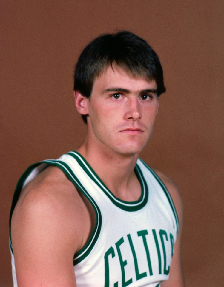 卡莱尔：球员时期我在绿军 当时红衣主教拿了9冠但总共就7个战术