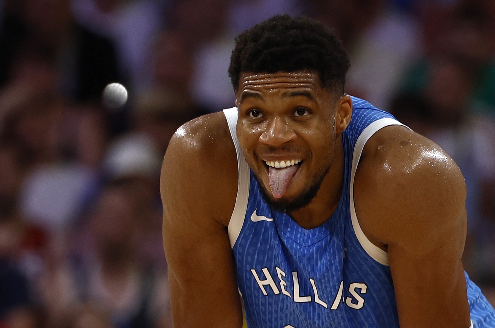 希腊媒体：字母哥缺席前三场热身赛 是因为篮协没缴纳保险费