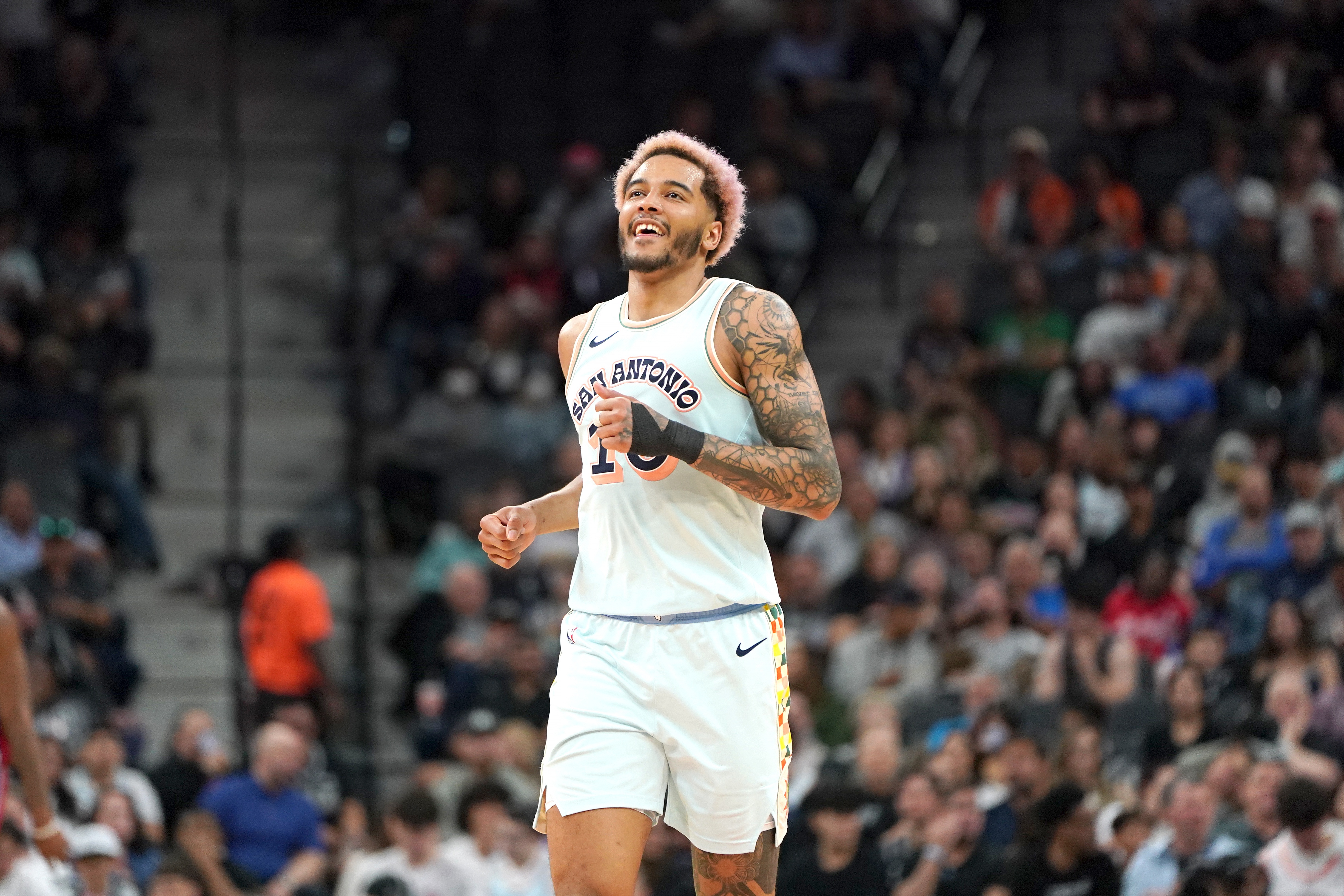 缺席欧锦赛！马刺GM：索汉在波兰接受了治疗 现在最好选择是回SA