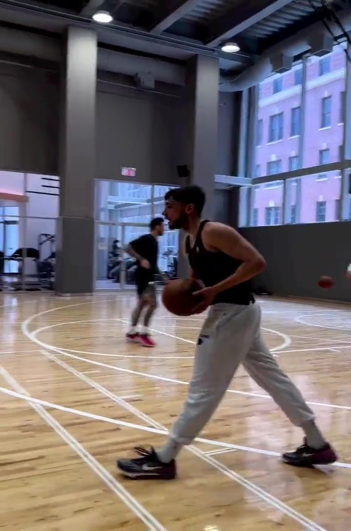 美媒晒杰罗姆训练视频：技术为王！他是联盟技术最顶尖的球员之一