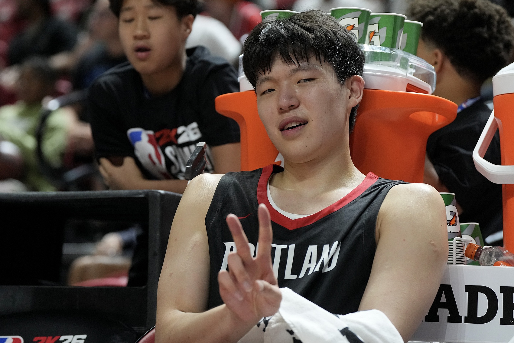 媒体人:杨瀚森具备成为球星的潜质 或许整个联盟要学习中文了
