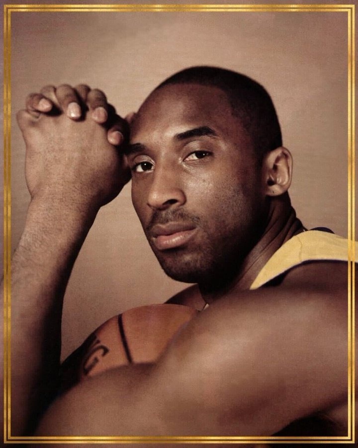 NBA官推致敬科比:怀念科比 💜💛 1978年8月23日