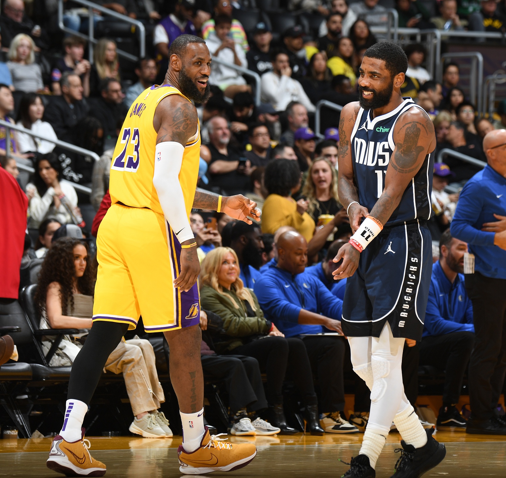 卢：欧文想像科比那样证明他无詹也能夺冠 其目标是有自己的球队