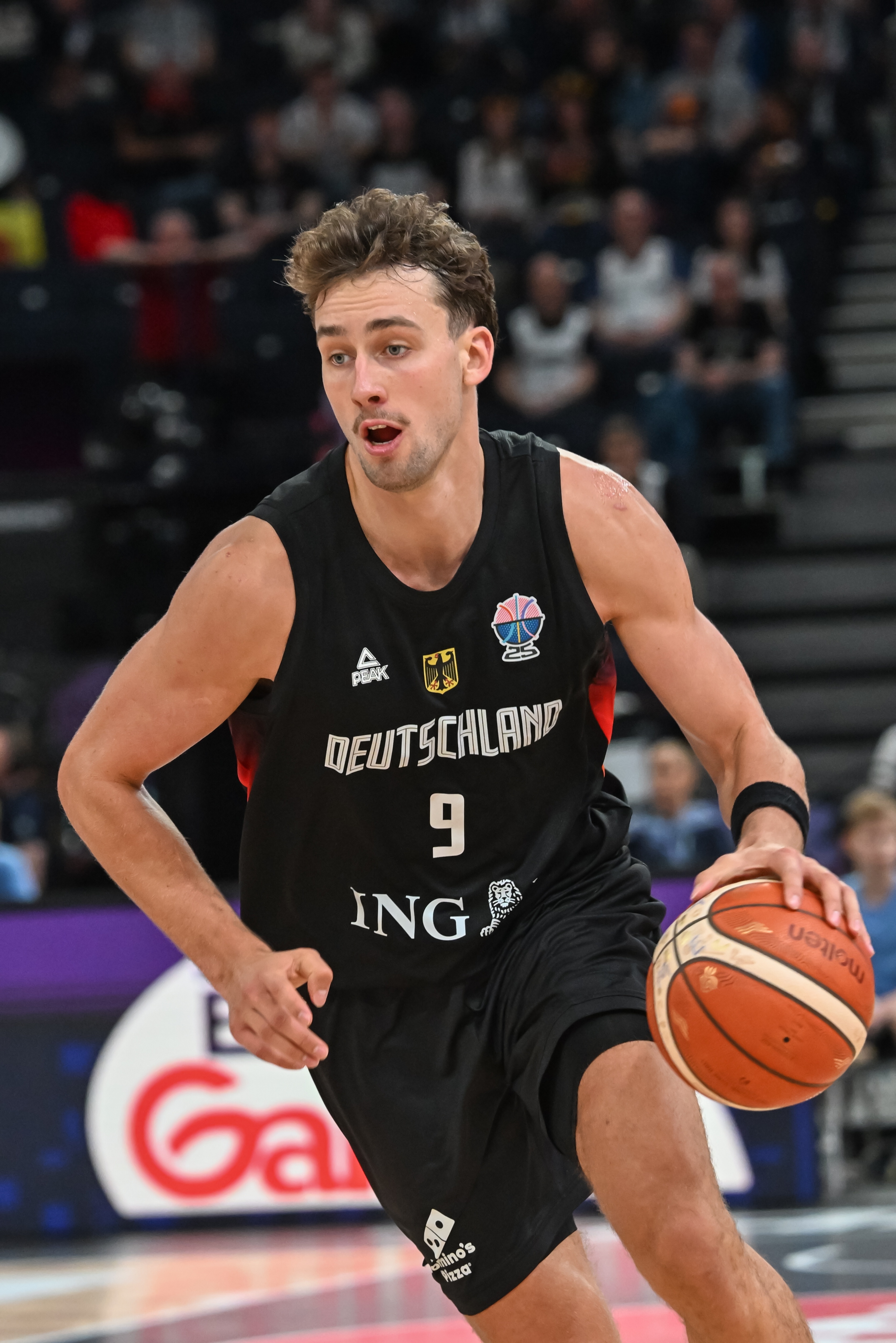 攻坚利器！小瓦格纳13中7砍全场最高23分外加7板 正负值+36也最高