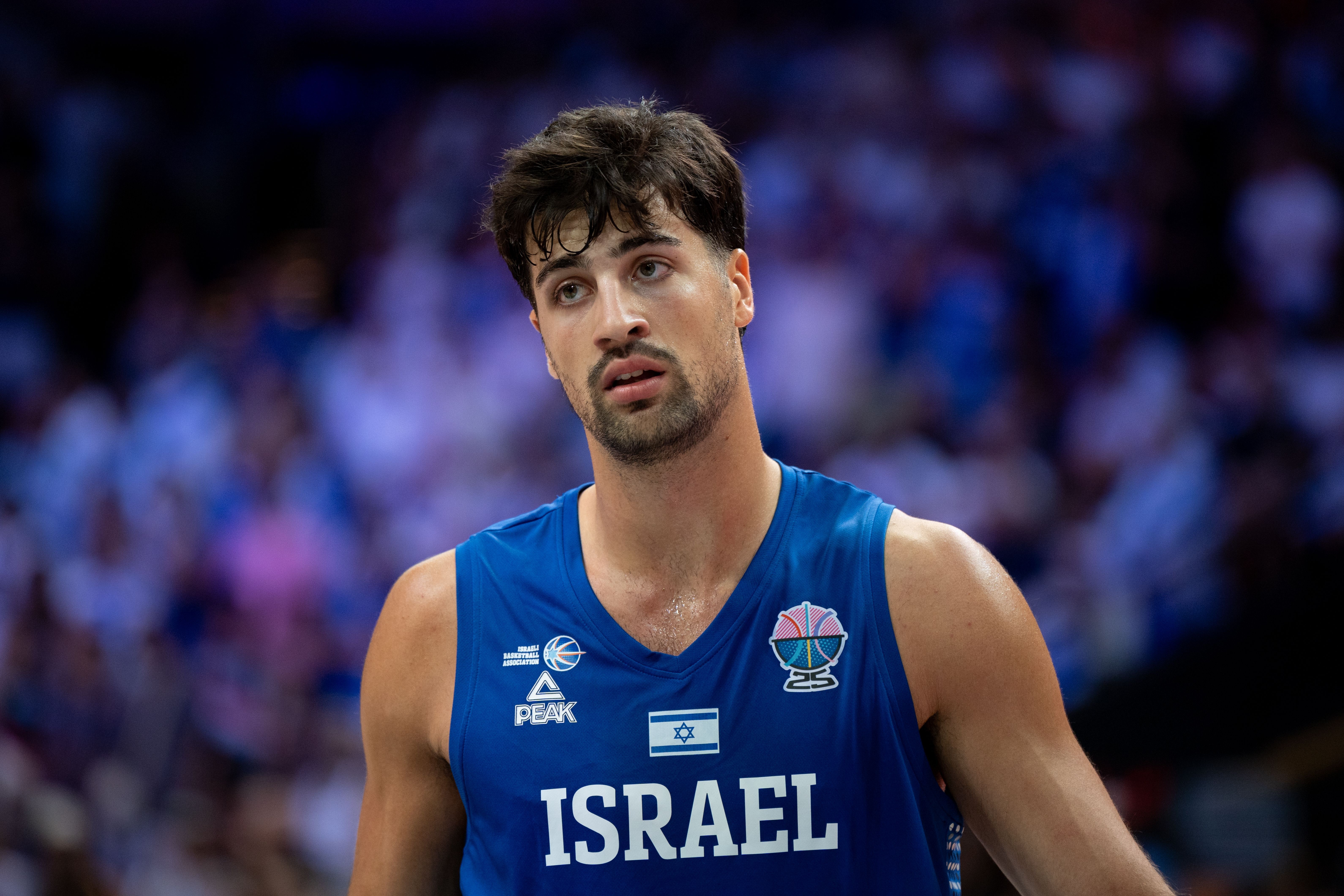 尽力局！阿夫迪亚22中12&罚球10中6砍34分 另有9板2助2断