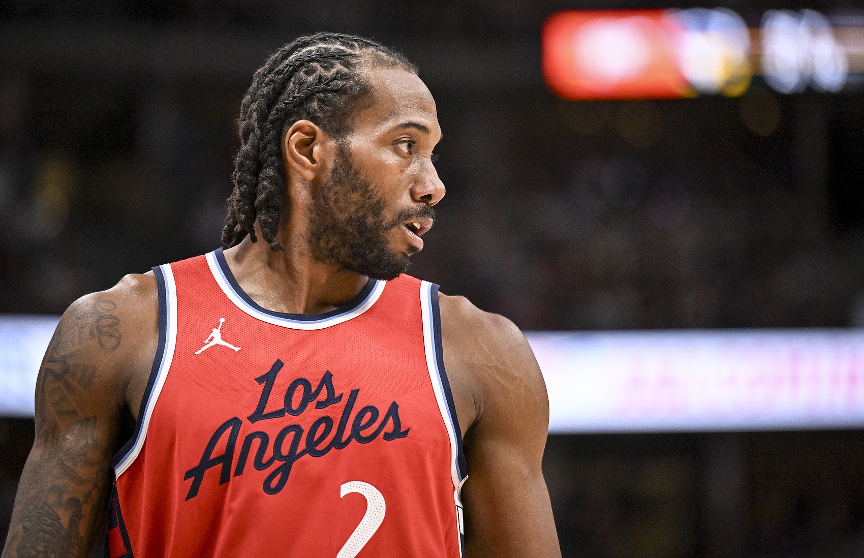 深陷阴阳合同传闻 你认为小卡是否是清白的？