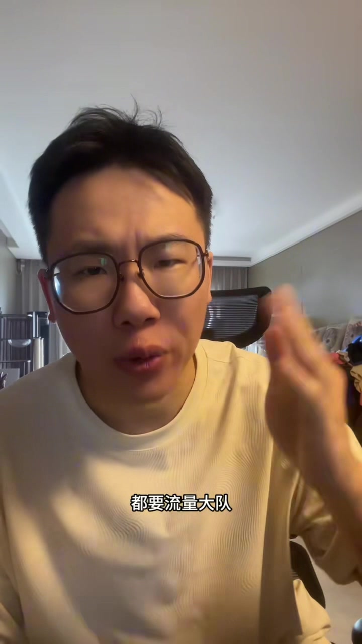 媒体人：艾顿+东契奇组合进攻破坏力很强 新湖人进季后赛问题不大