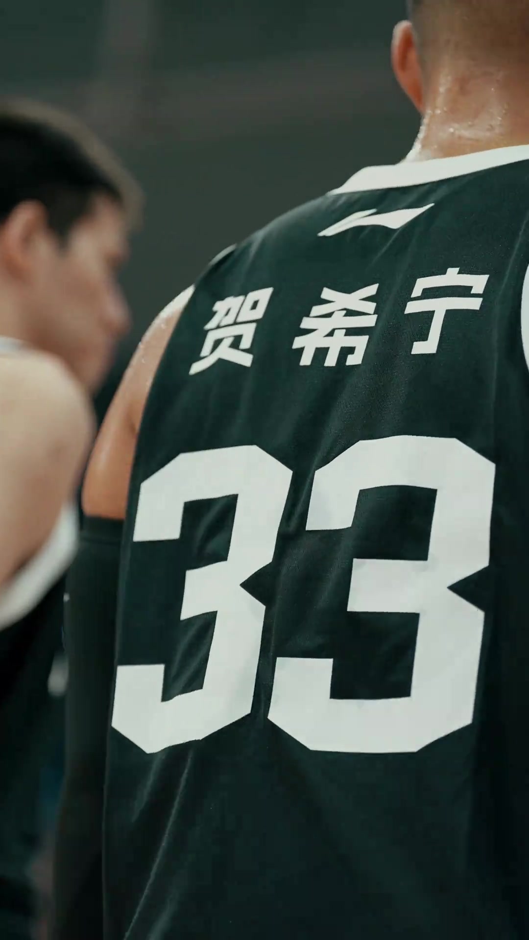 贺希宁晒比赛视频：变深的不仅只有肤色 还有场上努力的态度🔥