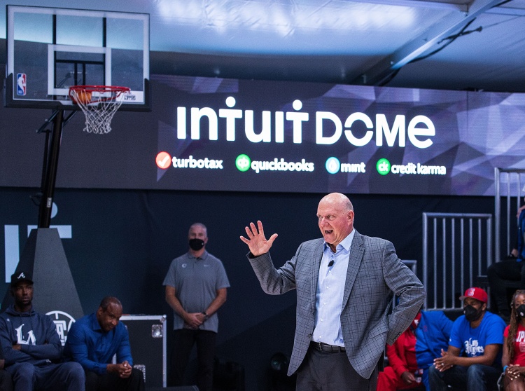 爆料记者：22年快船以减碳为由注资涉事公司 但那时新球馆还没用