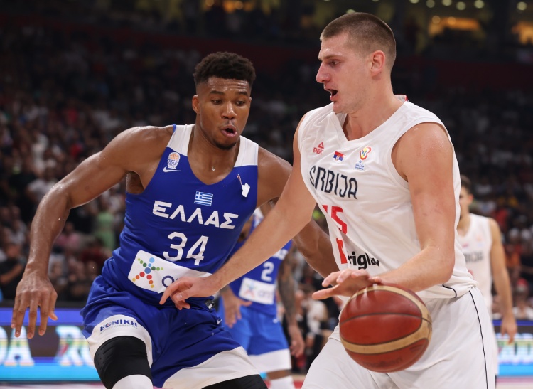 贝弗利：约基奇拿了3次MVP 但现役最佳国际球员我选字母哥