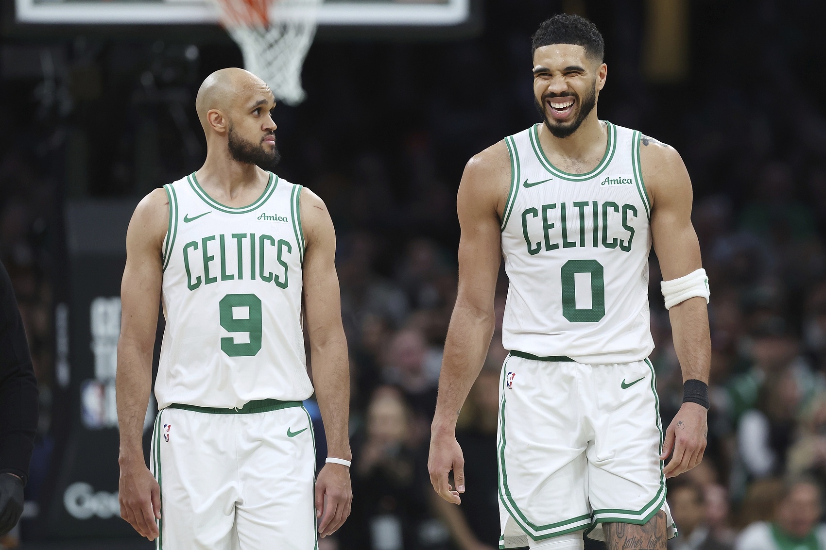 怀特谈塔图姆训练视频：当时我就在场 他看起来状态很不错