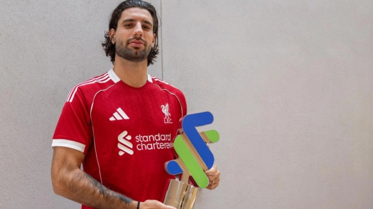 力压新援埃基蒂克！官方：索博斯洛伊荣膺利物浦八月份最佳球员奖