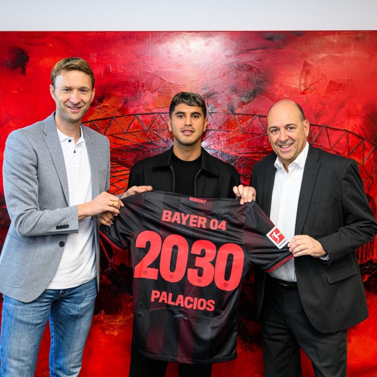 帕拉西奥斯：很高兴与勒沃库森续约，准备以更强姿态回归