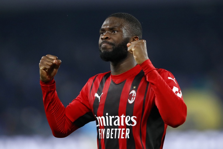 米兰vs尤文首发预测：托莫里先发，魔笛、拉比奥特坐镇中场