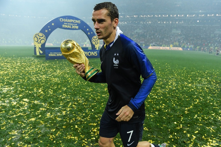 RMC：法国足协仍计划为格列兹曼举行致敬仪式，可能在世界杯之后