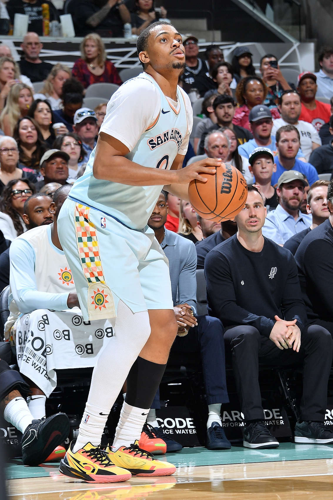 真挚的祝福！祝凯尔登-约翰逊26岁生日快乐！🎂🎂