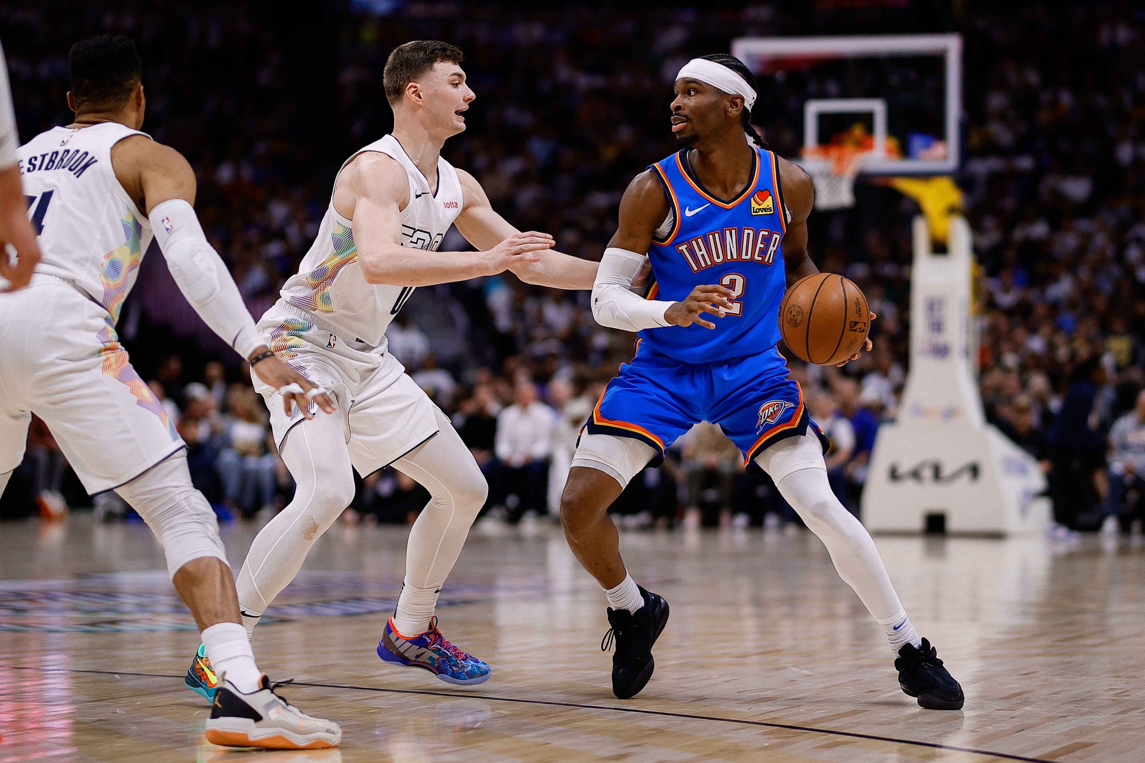 大范：雷霆夺冠除掘金几乎没遇到麻烦 新赛季SGA不伤没人能赢他们