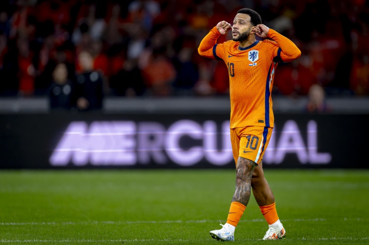世预赛6场7球！31岁德佩900万身价踢巴甲，但54球35助荷兰队双榜1